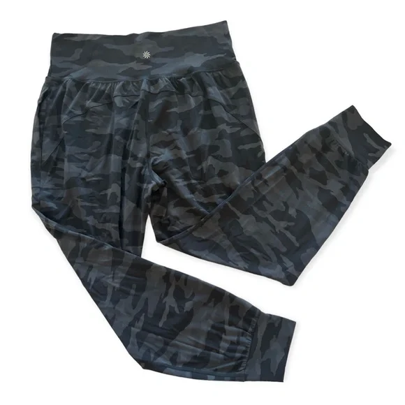 Athleta • Black Camo Salutation Jogger • Size L - Picture 9 of 13